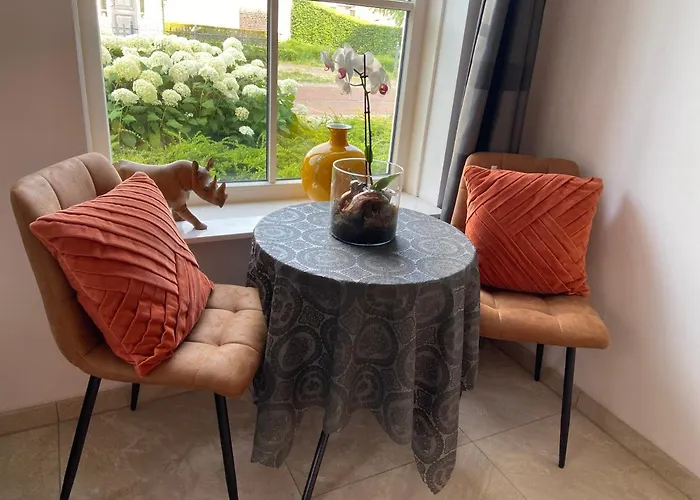 Bed & Breakfast No Bathroom *